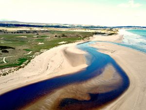 Barnbougle (Dunes) 17th Drone